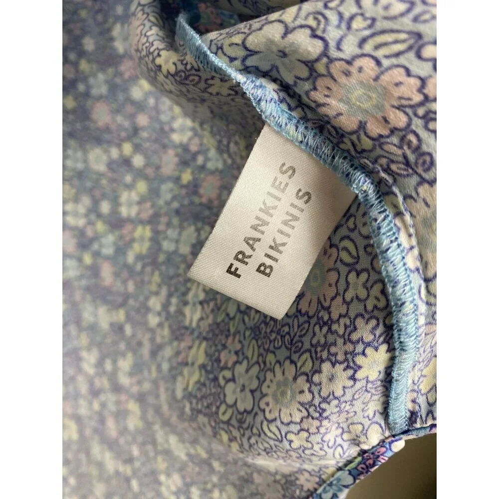 Frankies Bikinis Silk Ditsy Floral Button Up Cover up Top size Small Beach boho